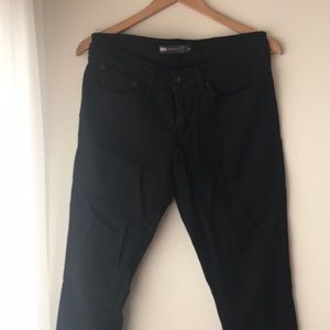 Black Levi’s Bold Curve